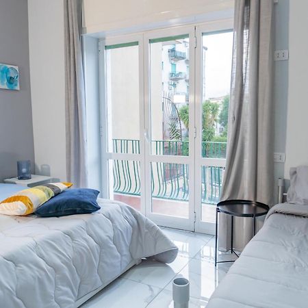 נאפולי Hostel Partenope מראה חיצוני תמונה