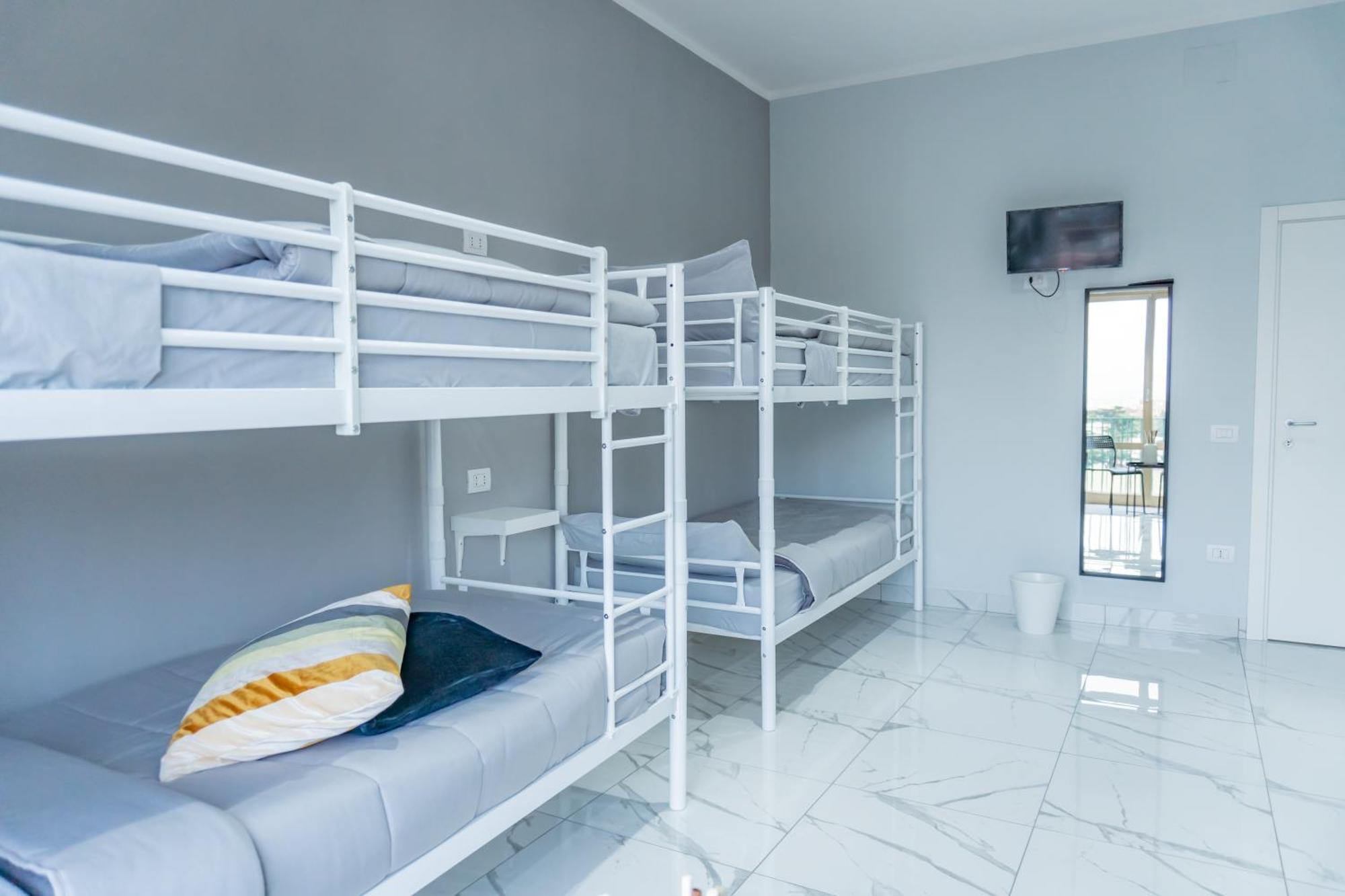 נאפולי Hostel Partenope מראה חיצוני תמונה