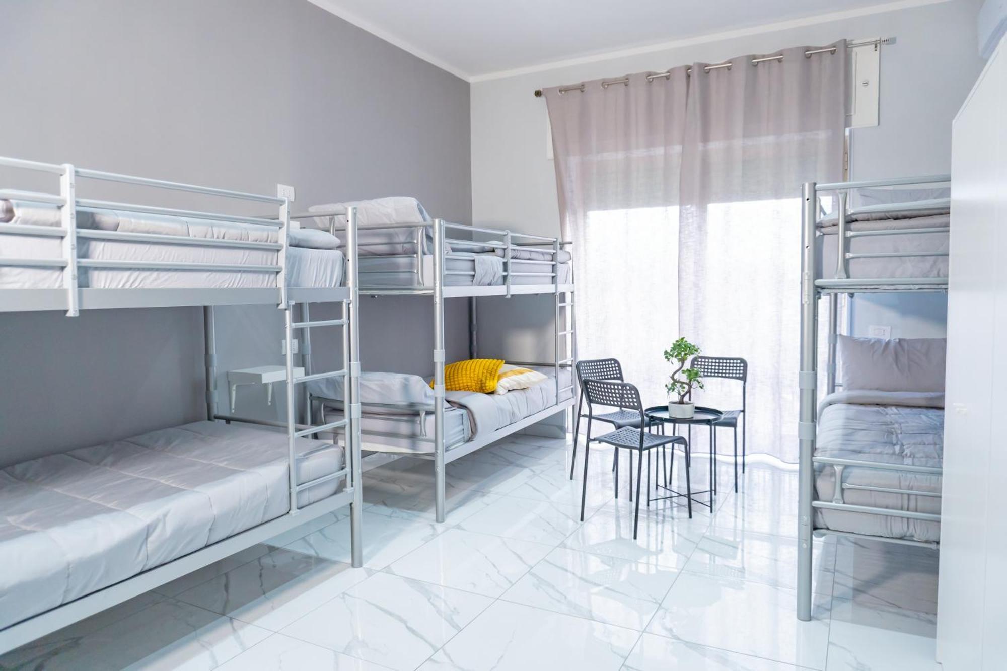 נאפולי Hostel Partenope מראה חיצוני תמונה